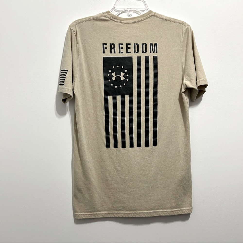 🔹Under Armour Men’s Short Sleeve Cotton Patriotic American Flag Freedom Tee